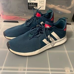Men’s Adidas sneakers blue